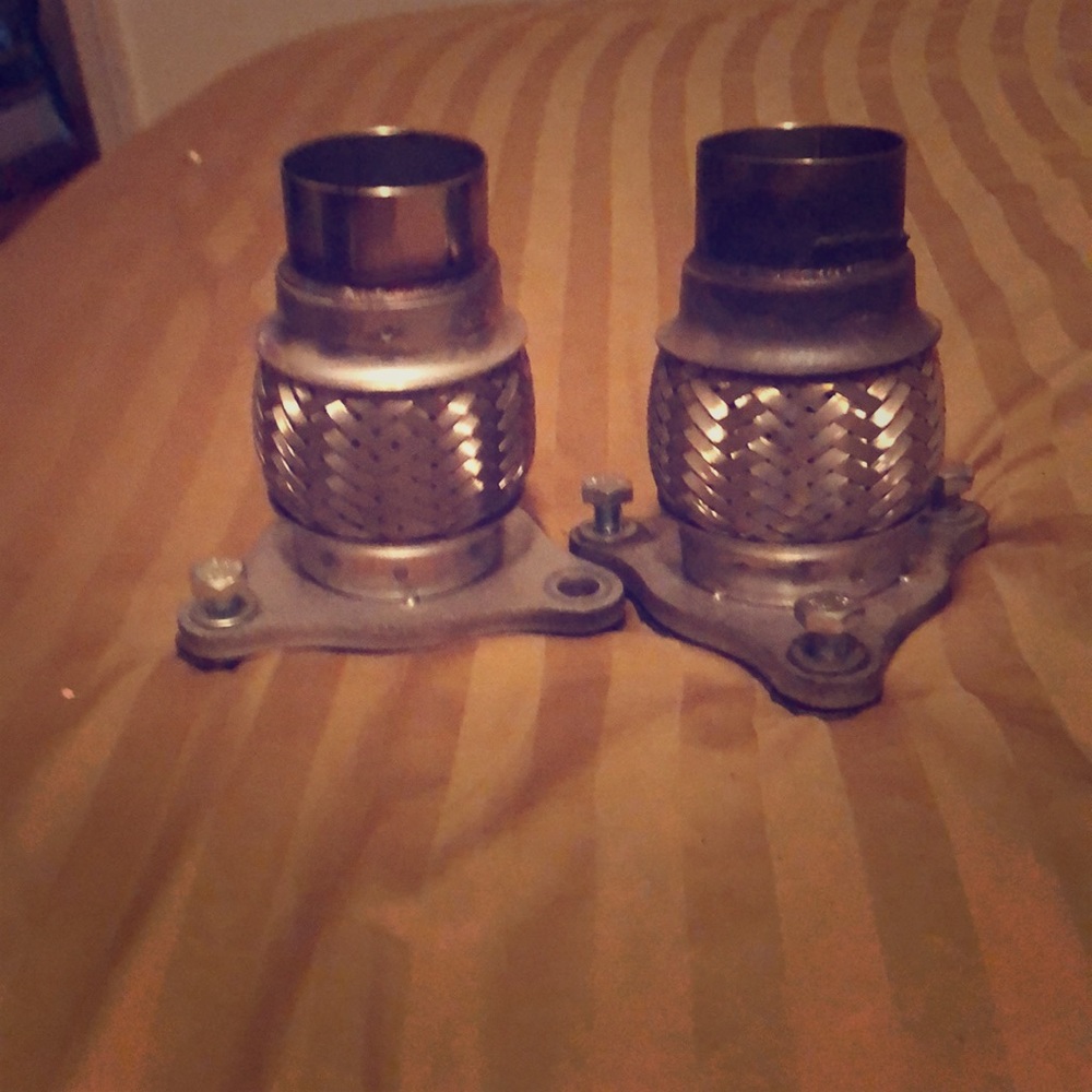 2.25" Exhaust Flange W/ Flex Pipe Chevy 2-1/4